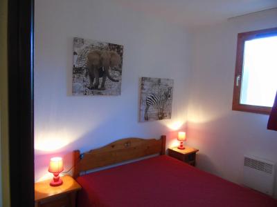 Vacances en montagne Appartement 2 pièces 4 personnes (69) - Résidence Cheval Blanc - Valfréjus - Chambre