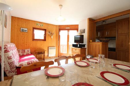 Holiday in mountain resort 3 room duplex apartment 6 people (084) - Résidence Chevallier - Val Cenis - Living room