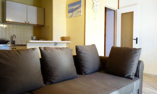Аренда на лыжном курорте Квартира студия для 4 чел. (28m²) - Résidence Choucas - Alpe d'Huez - летом под открытым небом