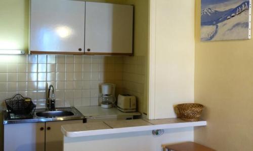 Аренда на лыжном курорте Квартира студия для 4 чел. (28m²) - Résidence Choucas - Alpe d'Huez - летом под открытым небом