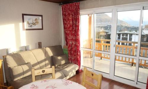 Holiday in mountain resort Studio 4 people (32m²) - Résidence Choucas - Alpe d'Huez - Summer outside