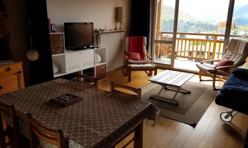 Holiday in mountain resort 2 room apartment 6 people (50m²) - Résidence Choucas - Alpe d'Huez - Summer outside