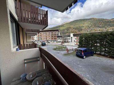 Holiday in mountain resort Studio sleeping corner 4 people (04) - Résidence Cimotel - Serre Chevalier - Balcony