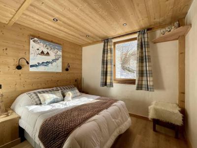 Holiday in mountain resort 4 room duplex apartment 6 people (16) - Résidence Club Alpina - Champagny-en-Vanoise - Bedroom