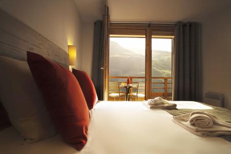 Holiday in mountain resort Résidence Club MMV le Coeur des Loges - Les Menuires - Bedroom