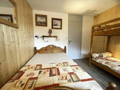 Vakantie in de bergen Appartement 2 kamers 4 personen (1211) - Résidence Combes - Les Menuires - Kamer