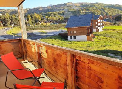 Vacaciones en montaña Apartamento cabina 2 piezas para 6 personas (413) - Résidence Crête du Berger - La Joue du Loup - Balcón