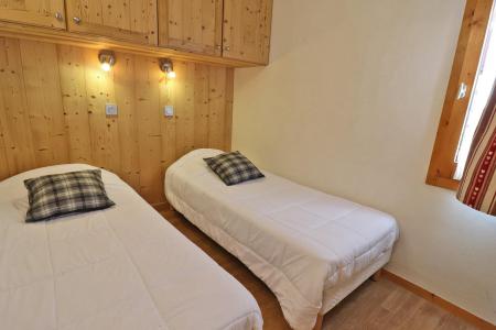 Urlaub in den Bergen 2-Zimmer-Appartment für 4 Personen (A19) - Résidence Creux de l'Ours Rouge - Méribel-Mottaret - Schlafzimmer