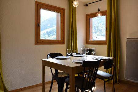 Urlaub in den Bergen 3-Zimmer-Appartment für 5 Personen (50) - Résidence Cristal - Méribel - Wohnzimmer