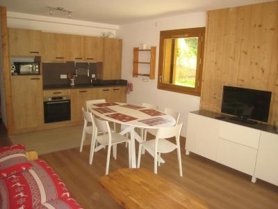 Vakantie in de bergen Appartement 3 kamers 6 personen (A101) - Résidence Cristaux - Le Grand Bornand - Woonkamer
