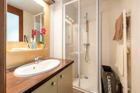 Vacaciones en montaña Apartamento 3 piezas cabina para 6 personas (301) - Résidence Cybèle BAT4 - Brides Les Bains - Cuarto de ducha