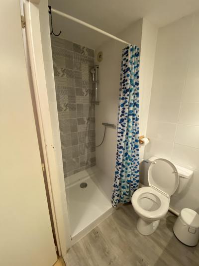 Vacanze in montagna Studio con alcova per 4 persone (2312) - Résidence Cybèle - Brides Les Bains - Bagno con doccia