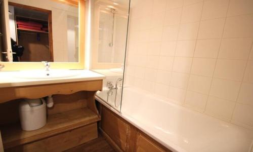 Holiday in mountain resort 2 room apartment 4 people (31m²) - Résidence Dame Blanche - Maeva Home - Puy-Saint-Vincent - Summer outside