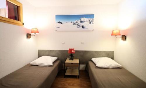 Holiday in mountain resort 2 room apartment 6 people (36m²) - Résidence Dame Blanche - Maeva Home - Puy-Saint-Vincent - Summer outside