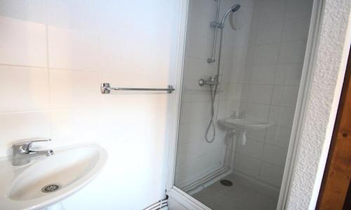 Vacances en montagne Chalet 3 pièces 6 personnes (39m²) - Résidence Dame Blanche - MH - Puy-Saint-Vincent - Extérieur été