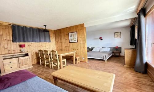 Urlaub in den Bergen 3-Zimmer-Appartment für 6 Personen (43m²) - Résidence Dame Blanche - MH - Puy-Saint-Vincent - Draußen im Sommer