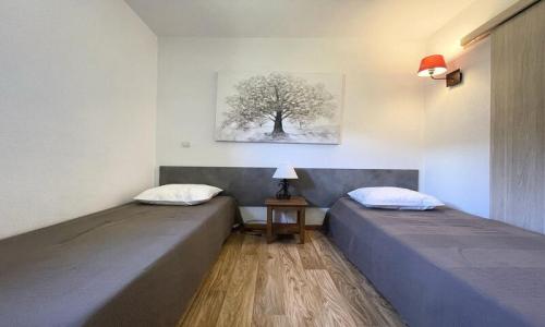 Urlaub in den Bergen 3-Zimmer-Appartment für 6 Personen (42m²) - Résidence Dame Blanche - MH - Puy-Saint-Vincent - Draußen im Sommer