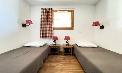 Urlaub in den Bergen 2-Zimmer-Appartment für 6 Personen (37m²) - Résidence Dame Blanche - MH - Puy-Saint-Vincent - Draußen im Sommer