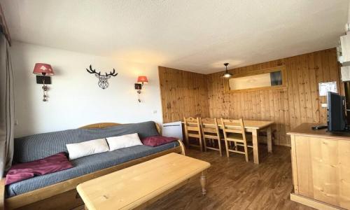 Urlaub in den Bergen 2-Zimmer-Appartment für 6 Personen (33m²) - Résidence Dame Blanche - MH - Puy-Saint-Vincent - Draußen im Sommer