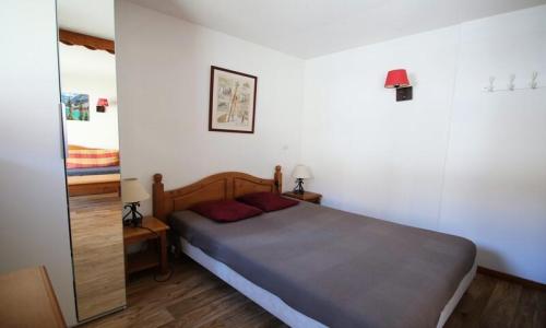 Urlaub in den Bergen 2-Zimmer-Appartment für 6 Personen (36m²) - Résidence Dame Blanche - MH - Puy-Saint-Vincent - Draußen im Sommer