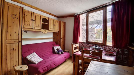 Urlaub in den Bergen 2-Zimmer-Appartment für 4 Personen (322) - Résidence de Caron - Les Menuires - Wohnzimmer