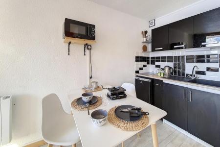 Vacances en montagne Studio 3 personnes (815) - Résidence de Caron - Les Menuires - Kitchenette