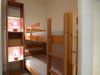 Holiday in mountain resort Studio sleeping corner 4 people (0213) - Résidence de l'Aigle - Peisey-Vallandry - Bedroom