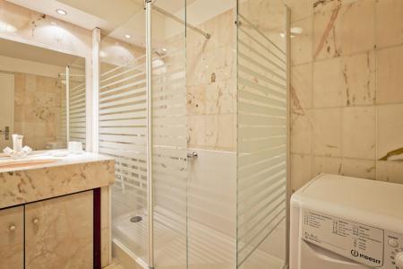 Holiday in mountain resort 3 room duplex apartment 8 people - Résidence de la Poste - Brides Les Bains - Shower room