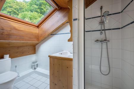 Vacances en montagne Appartement duplex 5 pièces 8 personnes (18) - Résidence des Fermes de Méribel Village Delys - Méribel - Salle de douche