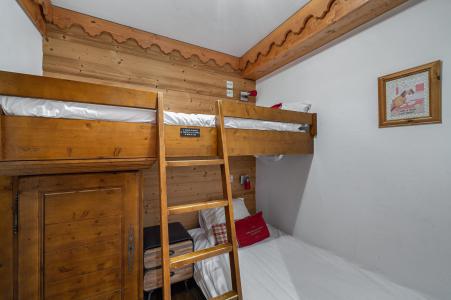 Urlaub in den Bergen 3-Zimmer-Appartment für 4 Personen (F11) - Résidence des Fermes de Méribel Village Frêtes - Méribel - Schlafzimmer