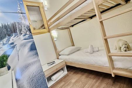 Holiday in mountain resort Studio cabin 4 people (007) - Résidence Divaria - Tignes - Bedroom