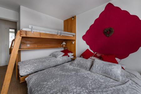 Urlaub in den Bergen 2-Zimmer-Appartment für 5 Personen (B112) - Résidence Domaine de  l'Ariondaz - Courchevel - Schlafzimmer