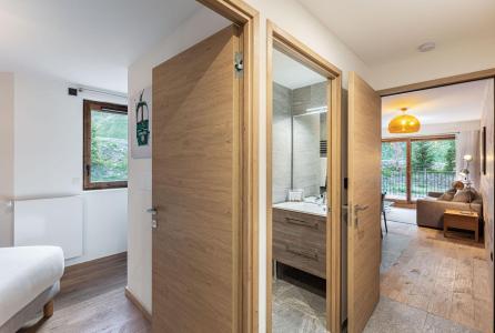 Wakacje w górach Apartament 3 pokojowy 6 osób (H211) - Résidence Domaine de  l'Ariondaz - Courchevel - Korytarz