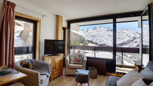 Vakantie in de bergen Appartement 3 kamers 6 personen (1005) - Résidence Dorons - Les Menuires - Woonkamer