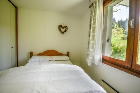 Urlaub in den Bergen 3-Zimmer-Holzhütte für 6 Personen - Résidence Drakkars - Les Gets - Schlafzimmer