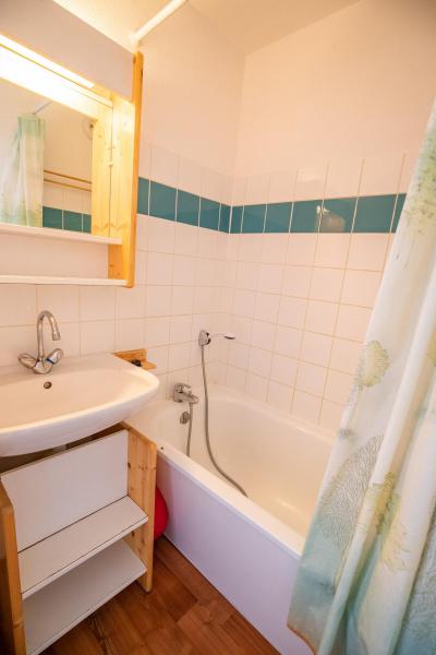 Vacances en montagne Appartement 2 pièces cabine 6 personnes (53) - Résidence du Cheval Blanc - Valfréjus - Salle de bain