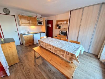 Holiday in mountain resort 2 room apartment cabin 6-8 people (25) - Résidence du Grand Argentier - Valfréjus - Dining area