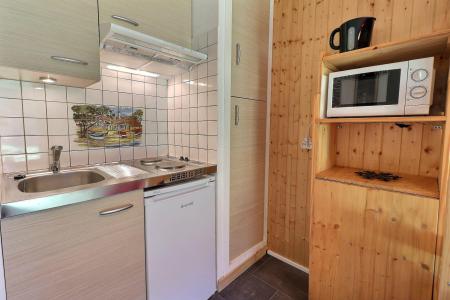 Vacanze in montagna Studio per 2 persone (004) - Résidence Erines - Méribel-Mottaret - Cucinino