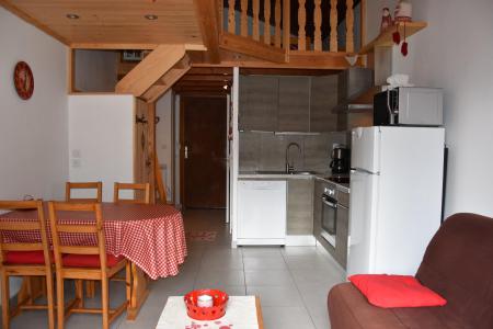 Holiday in mountain resort 2 room apartment 4 people (GENTIANE) - Résidence Flor'Alpes - Champagny-en-Vanoise - Living room