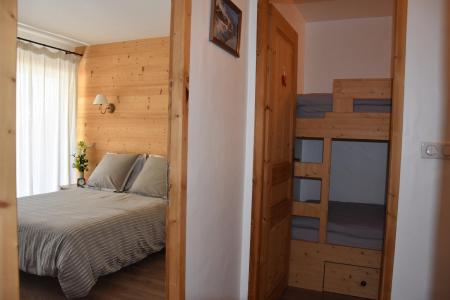 Holiday in mountain resort 3 room apartment 6 people (BRUYERE) - Résidence Flor'Alpes - Champagny-en-Vanoise - Bedroom