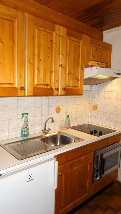 Holiday in mountain resort 2 room apartment 4 people (149) - Résidence Galaxy  - Les Gets - Kitchenette