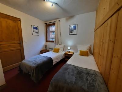 Urlaub in den Bergen Triplex Wohnung 6 Zimmer 10 Personen (1 kayleigh) - Résidence Geffriand - Les Menuires - Schlafzimmer