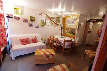 Holiday in mountain resort Studio 5 people (08ACL) - Résidence Glaciers - Tignes - Accommodation