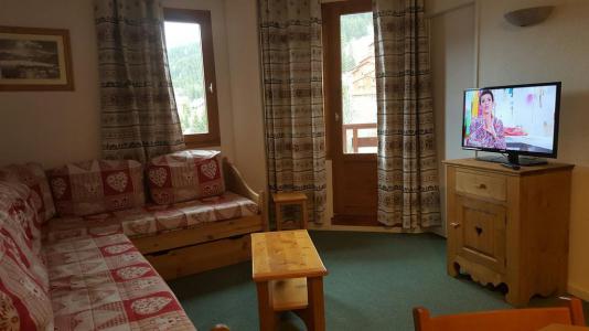 Urlaub in den Bergen 3-Zimmer-Holzhütte für 6 Personen (606) - Résidence Grand Bois - La Tania - Wohnzimmer