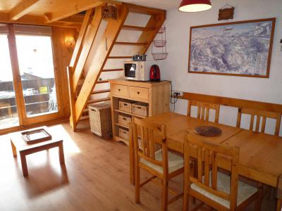 Vakantie in de bergen Appartement 2 kamers mezzanine 8 personen (GM1118) - Résidence Grand Mont 1 - Les Saisies - Woonkamer