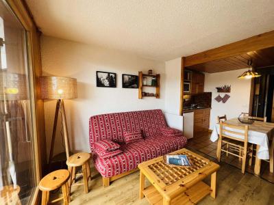 Vacanze in montagna Studio con alcova per 4 persone (1102) - Résidence Grand Mont 1 - Les Saisies - Soggiorno