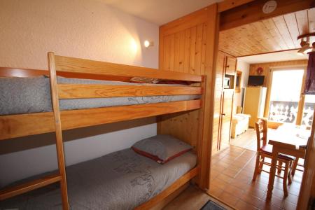 Holiday in mountain resort Studio sleeping corner 4 people (1114) - Résidence Grand Mont 1 - Les Saisies - Bunk beds