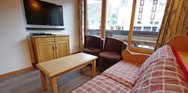 Holiday in mountain resort 4 room duplex apartment 8 people (B2-34 P) - Résidence Grand Tichot B - Tignes - Living room