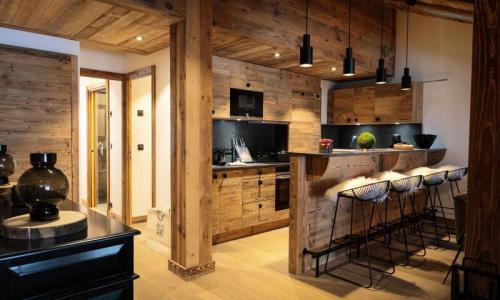 Аренда на лыжном курорте Апартаменты 5 комнат 8 чел. (107m²) - Résidence Grandes Bosses - Courchevel - летом под открытым небом