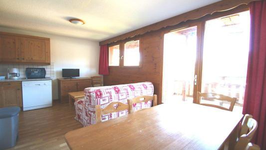Holiday in mountain resort 4 room apartment 6 people (B112) - Résidence Hameau des Ecrins - Puy-Saint-Vincent - Accommodation